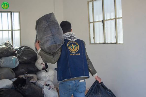 توجه الفريق الاغاثي لجمعية إنعاش الفقير في مدينة التل إلى محافظة إدلب